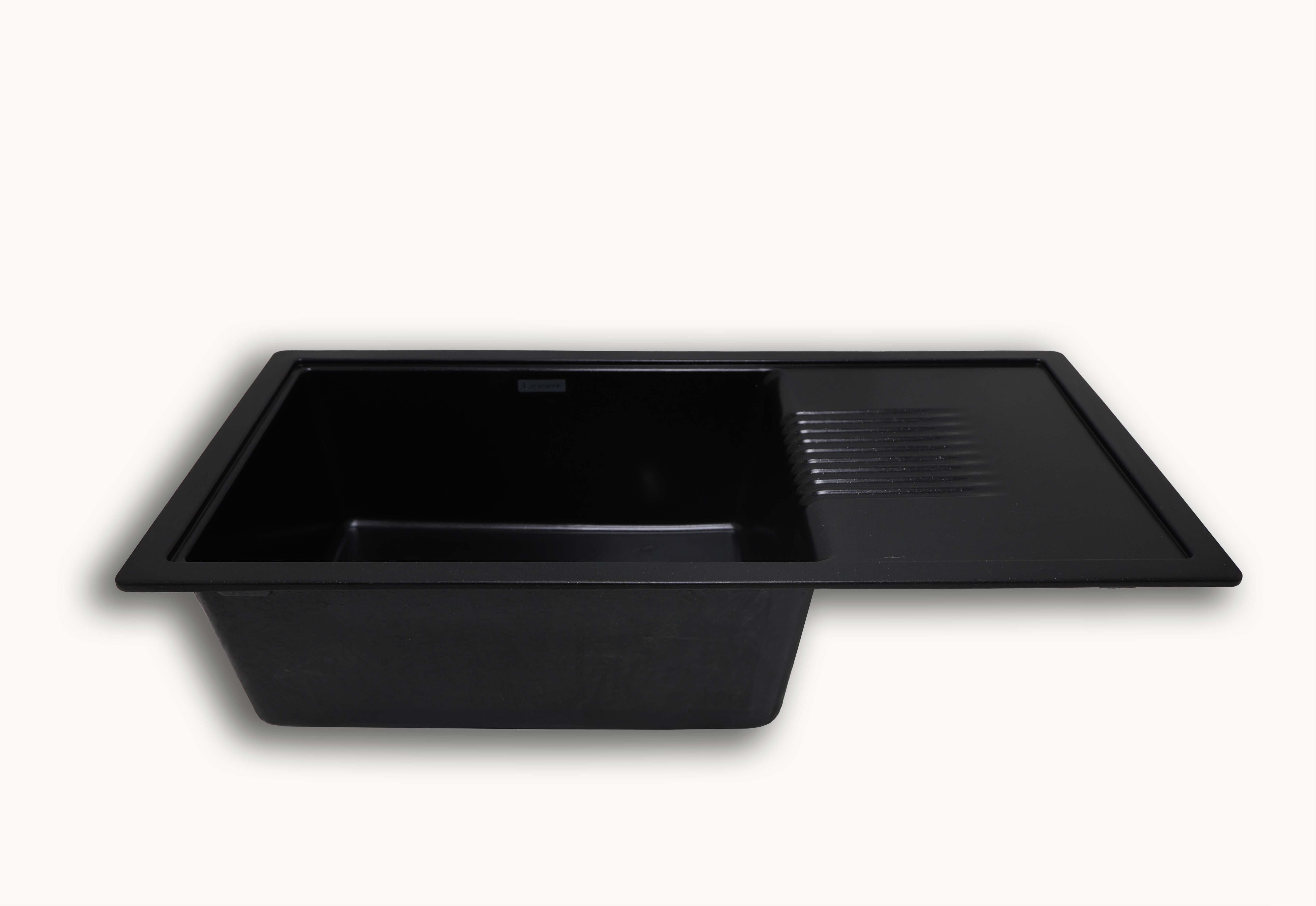 D-303-Onyx