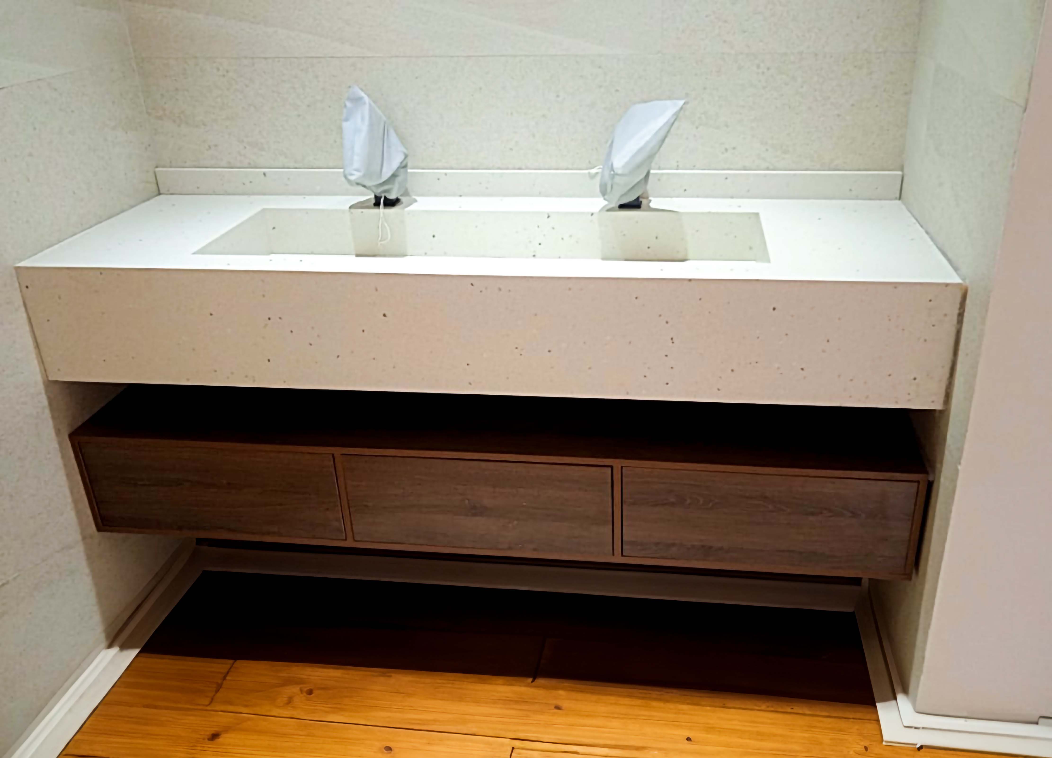 Stone & Wooden Vanity Design(100)