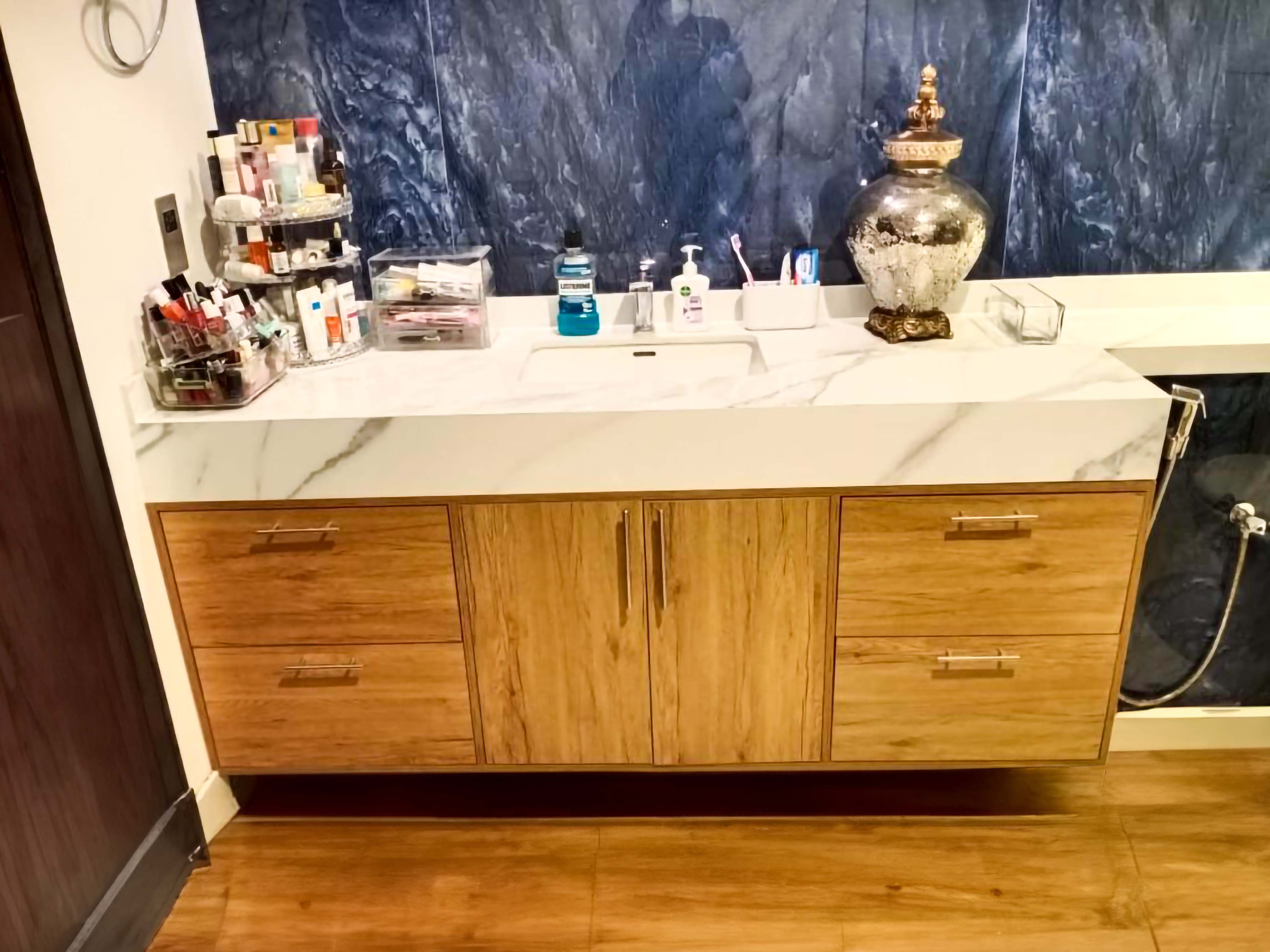 Stone & Wooden Vanity Design(113)